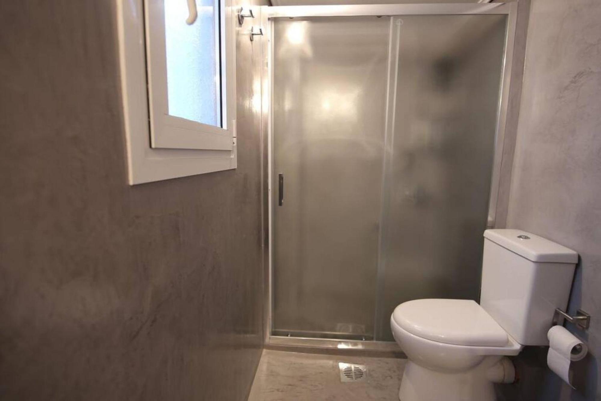 Penthouse Lux Flat With 2 Bd Next To Larissis Apartment Athena Bagian luar foto